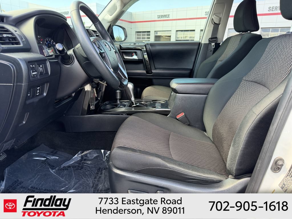 Certified 2019 Toyota 4Runner TRD Off-Road AWD/4WD image 8