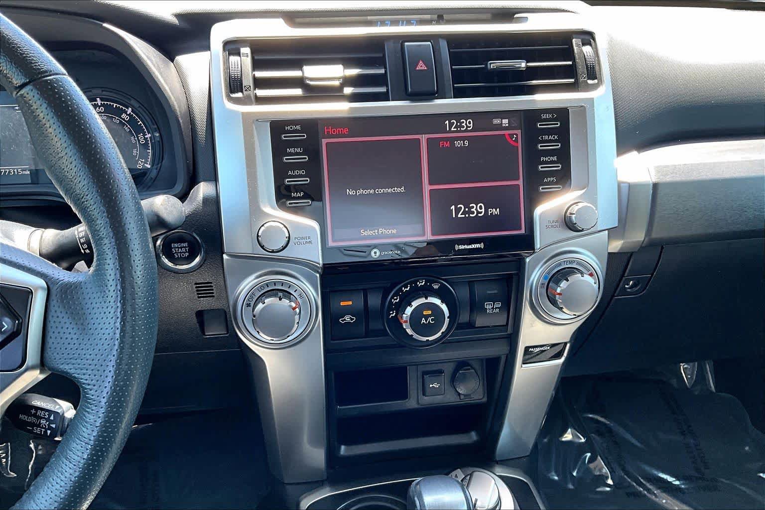 Used 2021 Toyota 4Runner SR5 AWD/4WD image 6