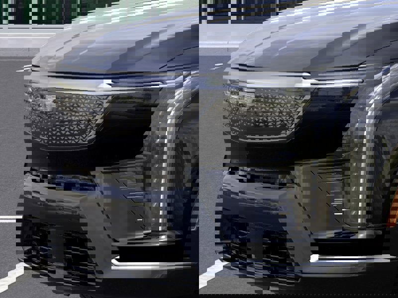 New 2025 Cadillac Optiq Sport 2 w/ LPO, ONYX Package image 37