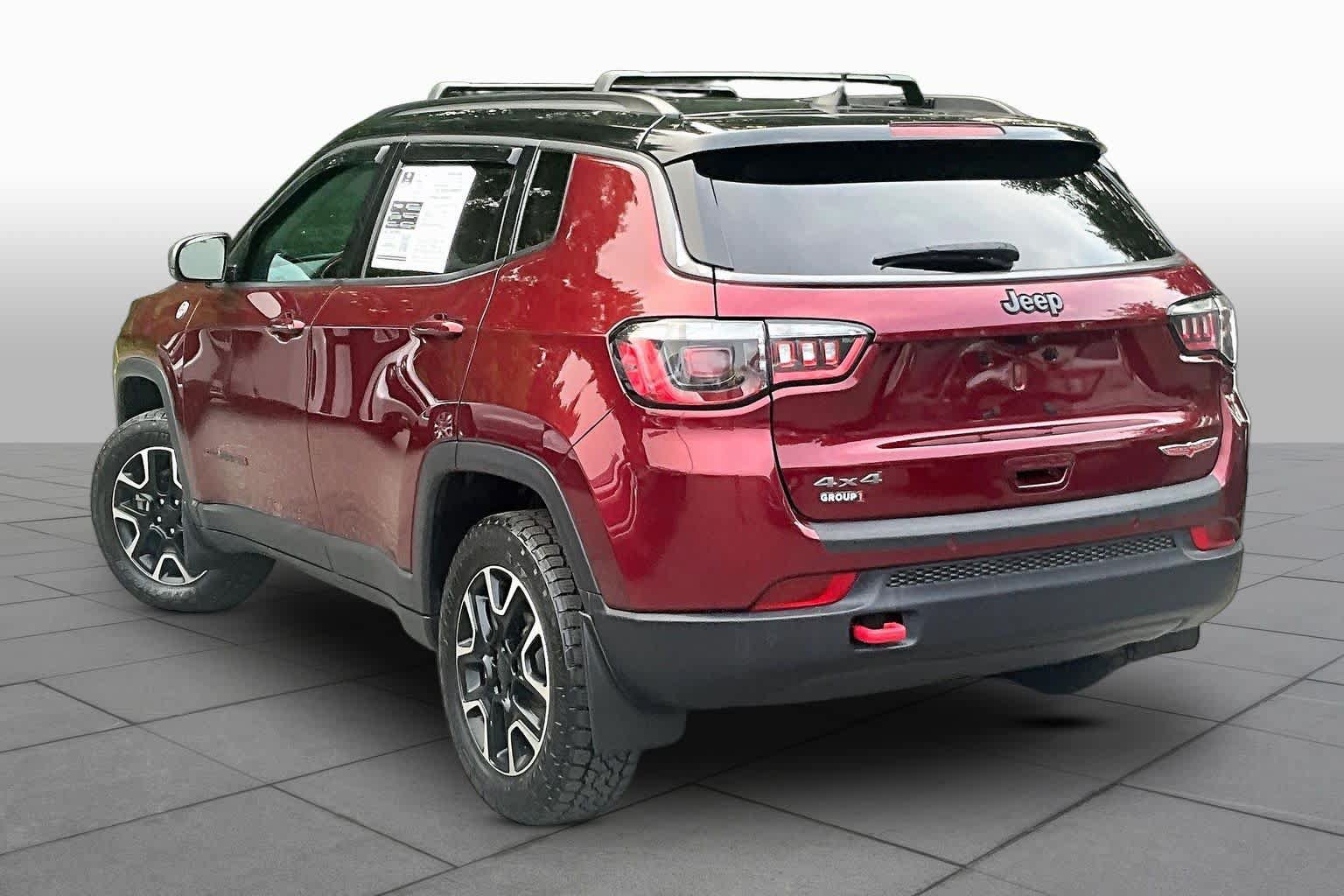 Used 2021 Jeep Compass Trailhawk AWD/4WD image 12