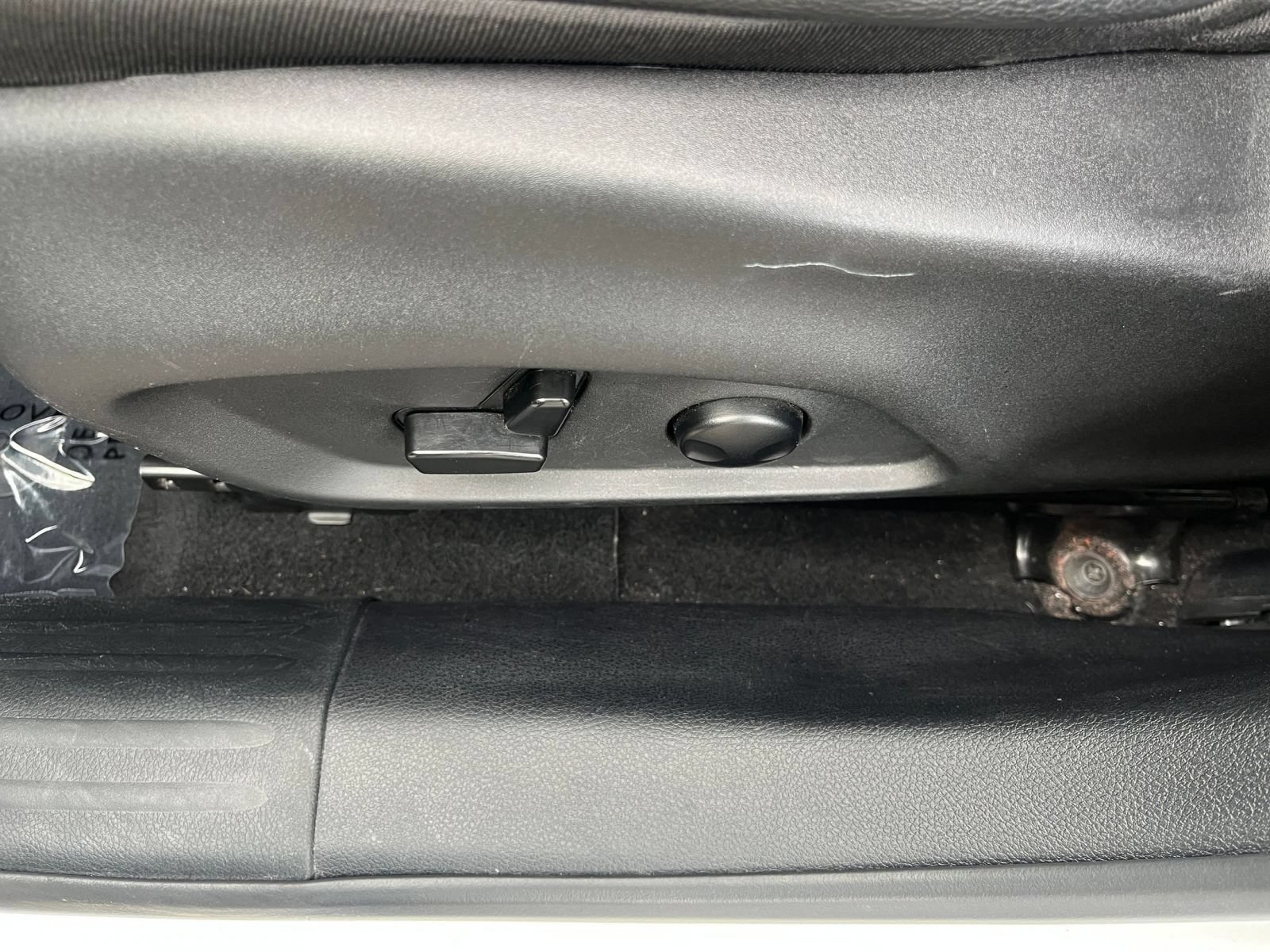 Used 2025 Jeep Compass Limited AWD/4WD image 21