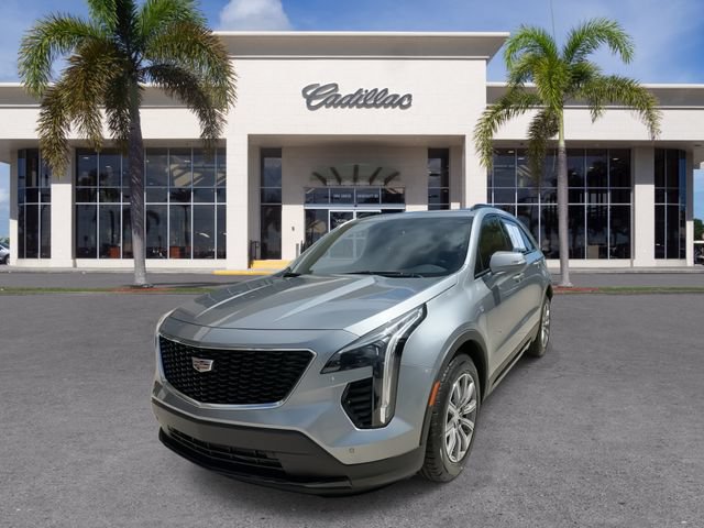 Certified 2023 Cadillac XT4 Sport w/ Driver Assist Package FWD image 5