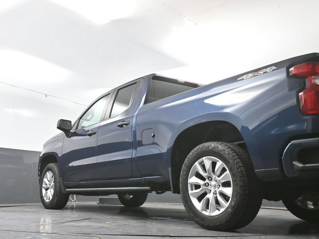 Used 2021 Chevrolet Silverado 1500 Custom AWD/4WD image 53