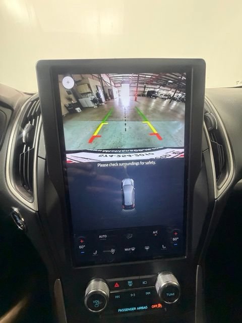 Used 2024 Ford Edge SEL AWD/4WD image 19