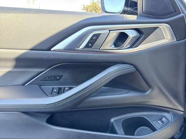 Used 2024 BMW 430i Convertible image 12