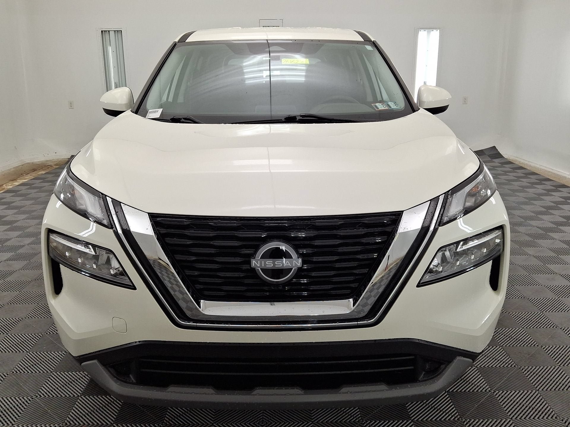 Used 2023 Nissan Rogue SV AWD/4WD image 28