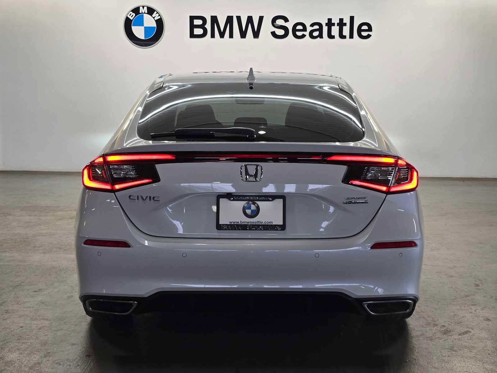 Used 2024 Honda Civic Sport Touring image 5
