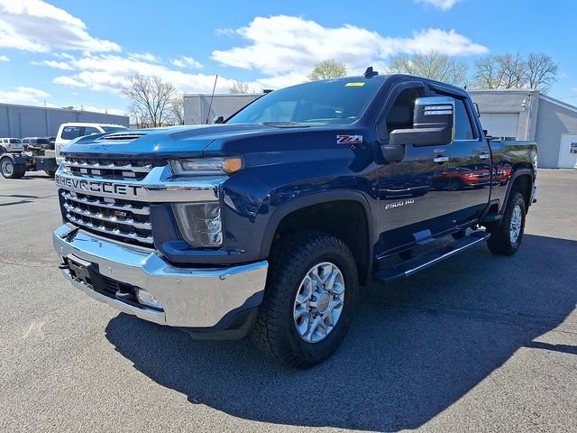 Used 2022 Chevrolet Silverado 2500 LTZ w/ LTZ Plus Package AWD/4WD image 5