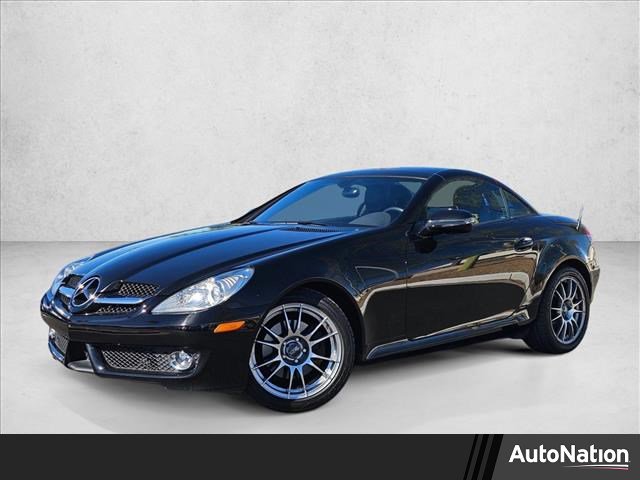 Used 2010 Mercedes-Benz SLK 300 image 1