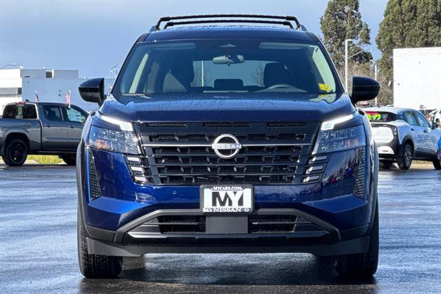 New 2026 Nissan Pathfinder SV image 9