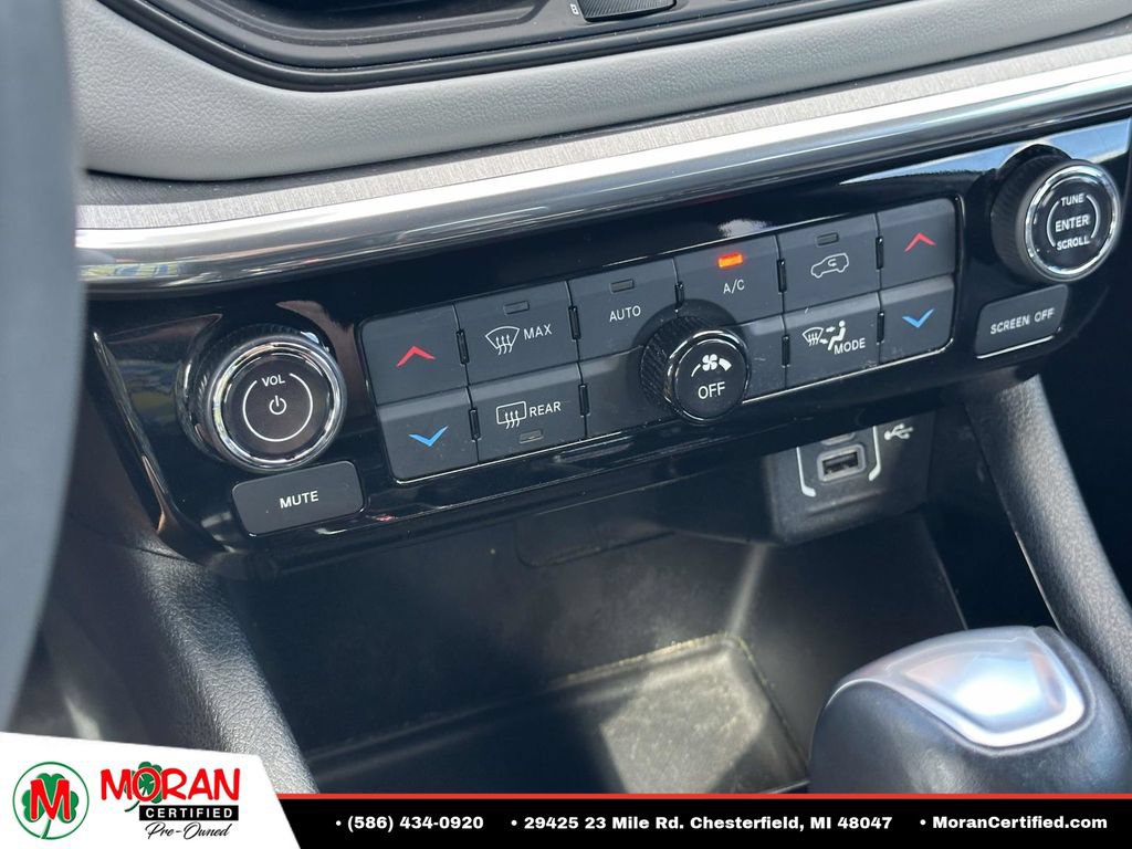 Used 2023 Jeep Compass Limited AWD/4WD image 24