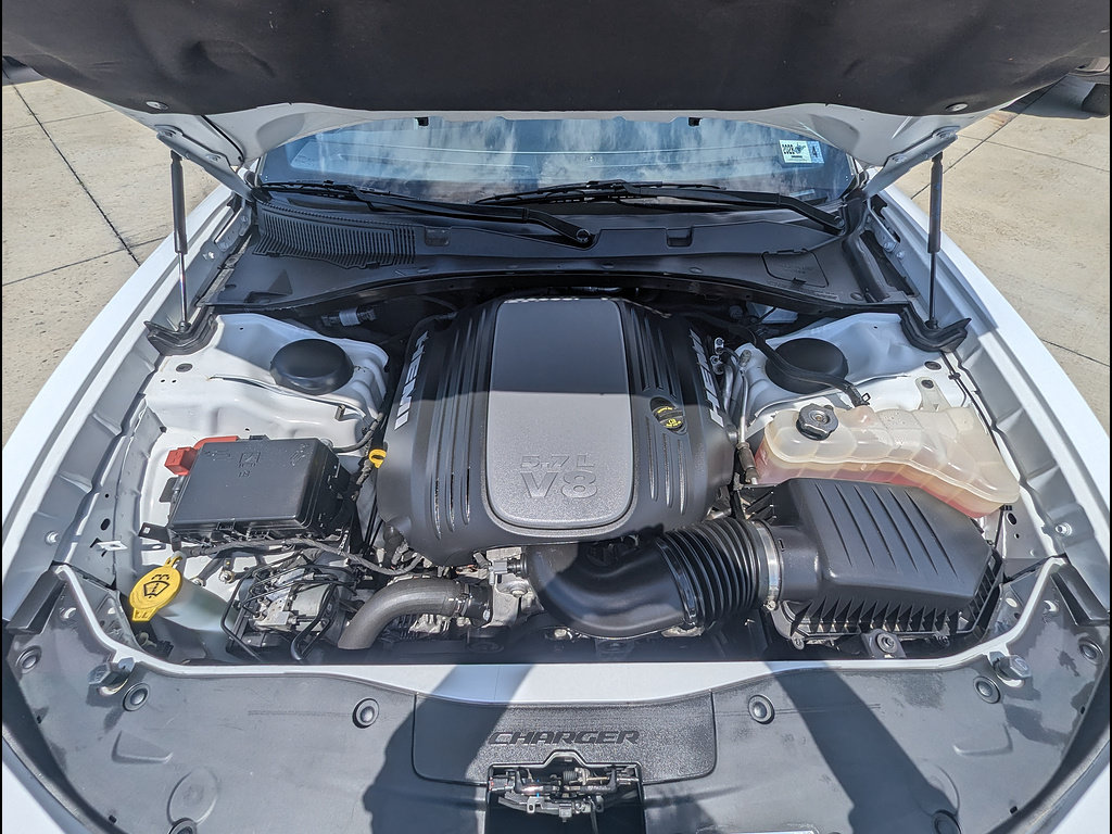 Used 2023 Dodge Charger R/T w/ Plus Group RWD image 21