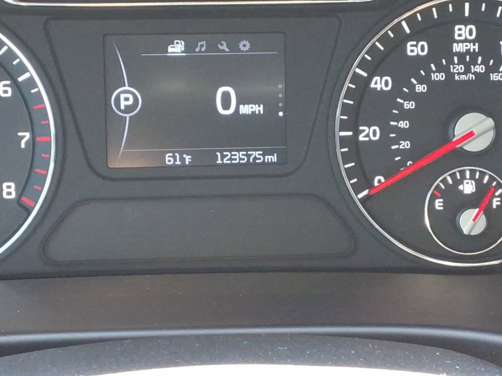 Used 2016 Kia Sorento L FWD image 16