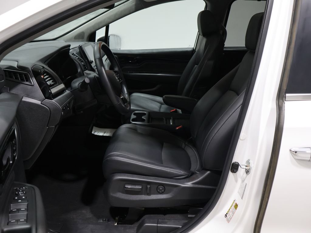Used 2023 Honda Odyssey Touring image 10