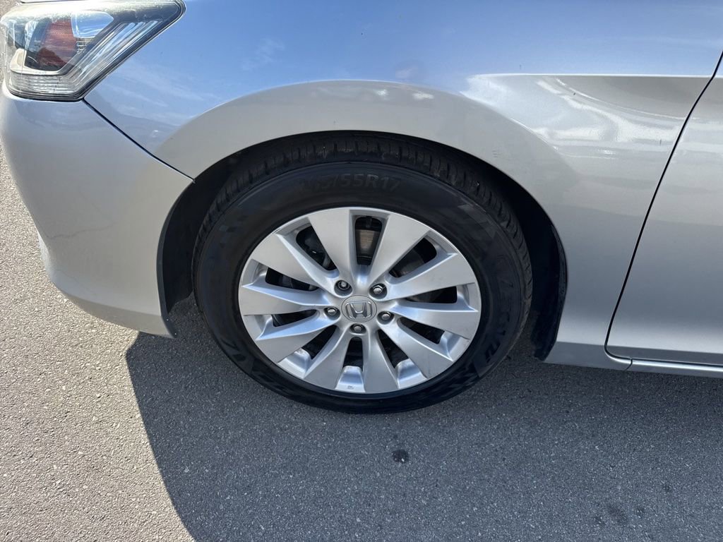Used 2015 Honda Accord EX-L image 6
