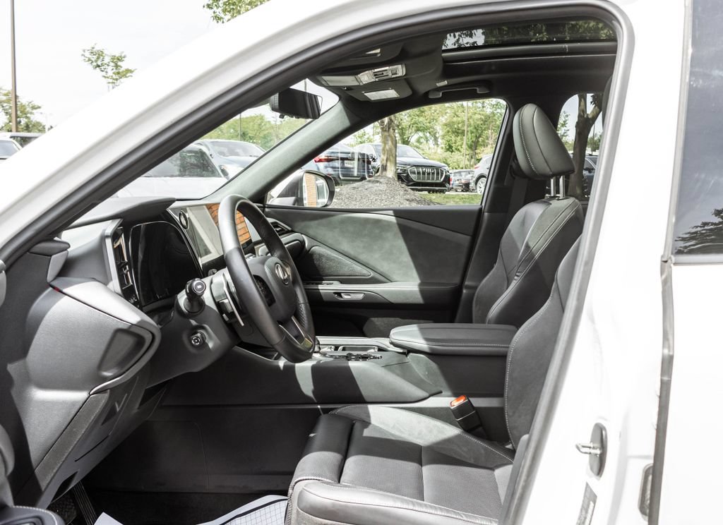 Used 2024 Lexus TX 350 AWD image 24