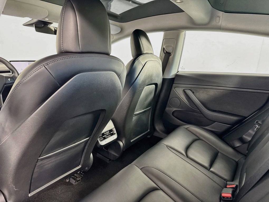 Used 2021 Tesla Model 3 Long Range image 30