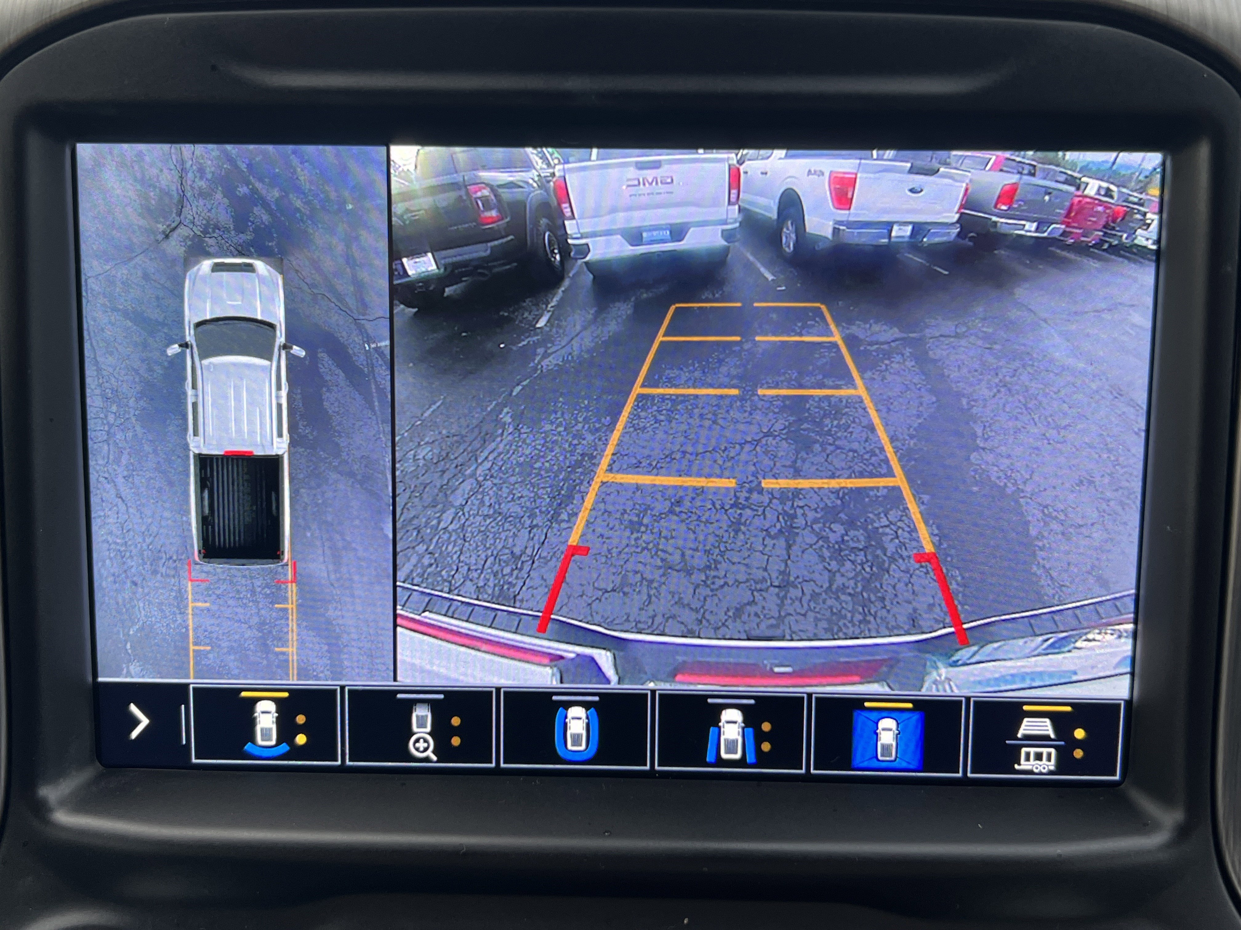 Used 2021 GMC Sierra 3500 Denali w/ Denali Ultimate Package image 14