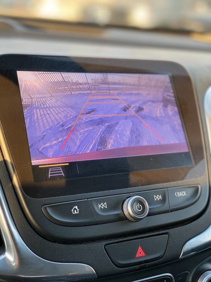 Used 2021 Chevrolet Equinox LT image 11