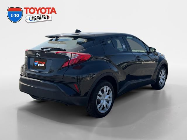 Used 2019 Toyota C-HR LE image 5