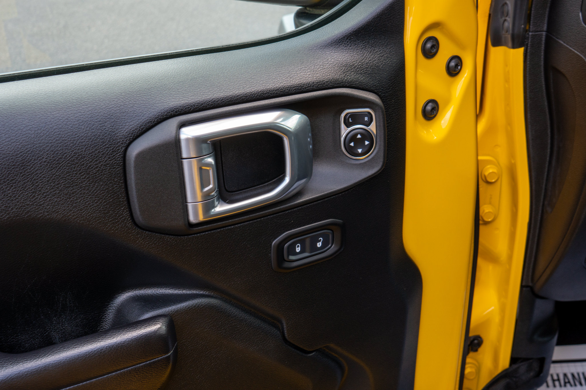 Used 2021 Jeep Wrangler Sport AWD/4WD image 28