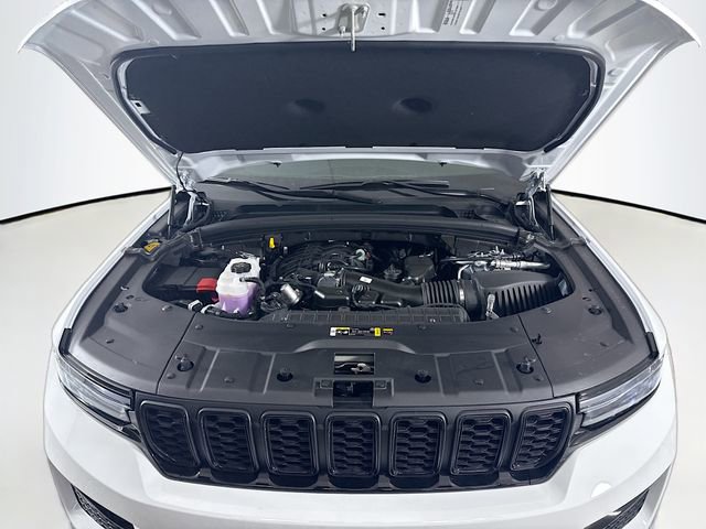 New 2025 Jeep Grand Cherokee Limited image 31