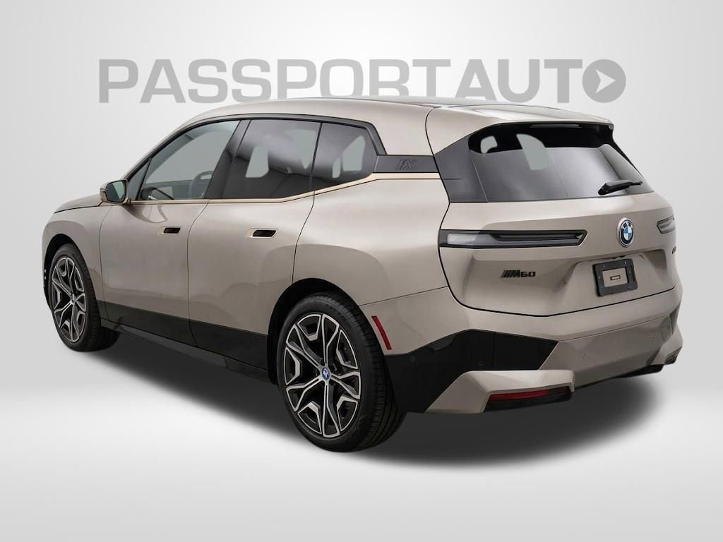 Used 2023 BMW iX M60 w/ Executive Package image 7