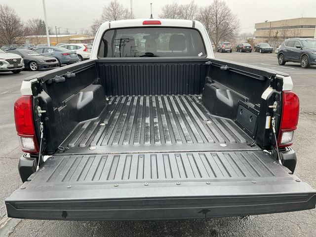Used 2019 Toyota Tacoma SR image 29