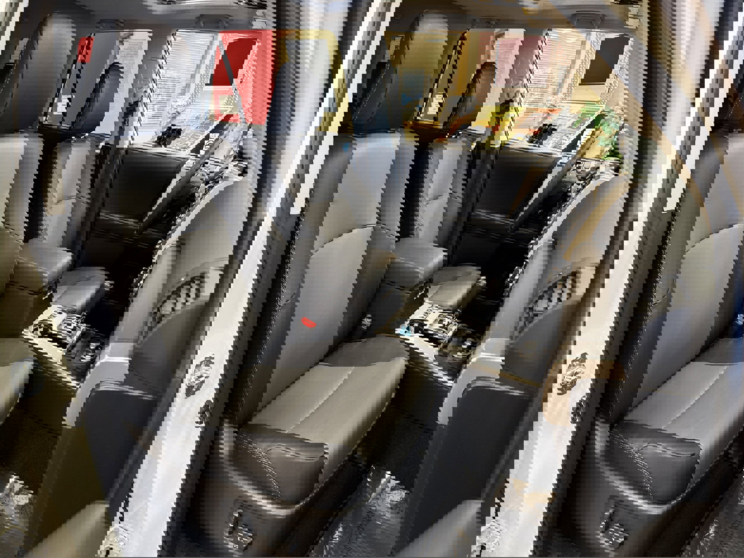 Used 2022 Toyota 4Runner SR5 Premium image 18