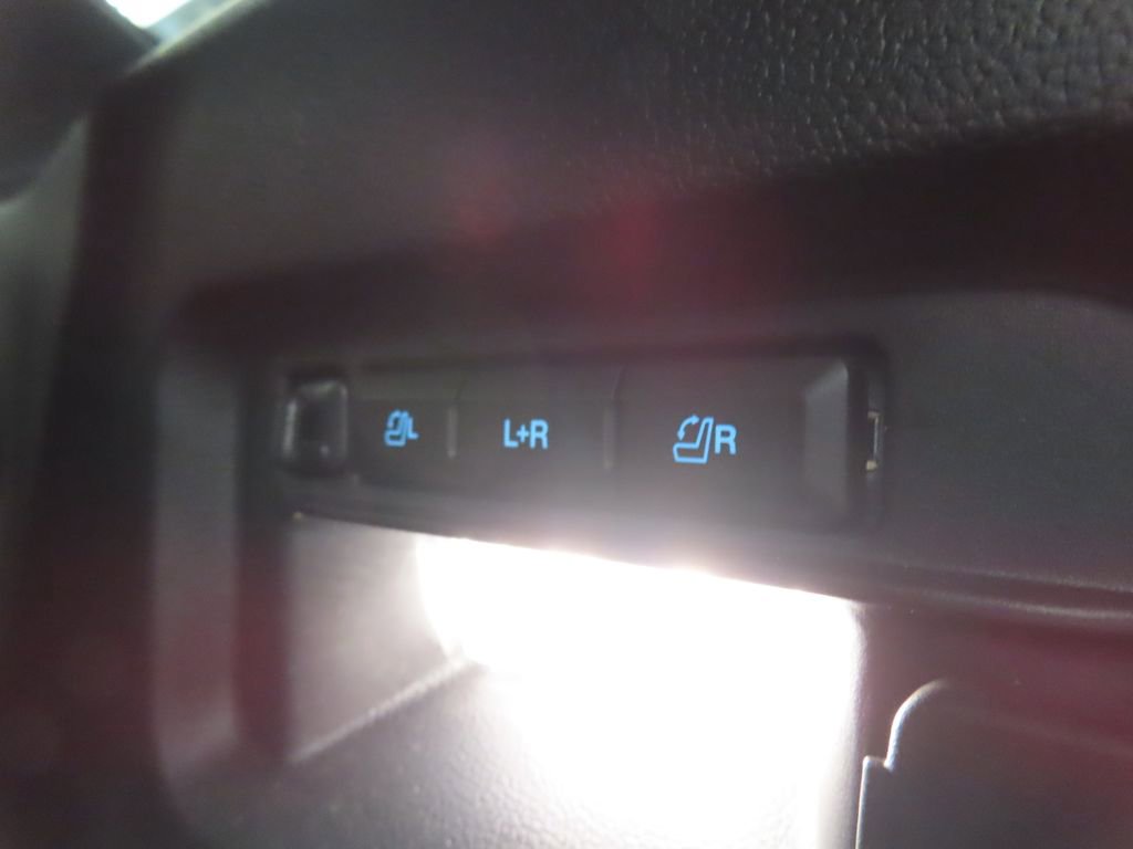 Used 2025 Ford Explorer Platinum w/ Ultimate Package image 43