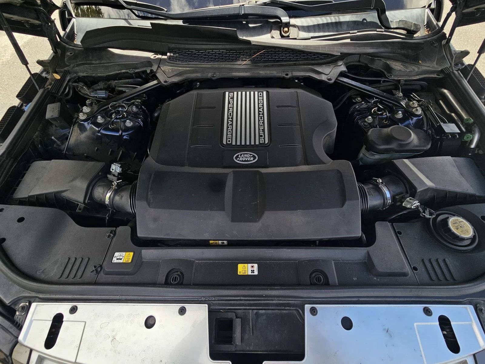 Used 2016 Land Rover Range Rover Supercharged AWD/4WD image 15