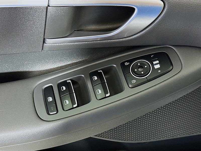 Used 2020 Hyundai Sonata SE FWD image 18