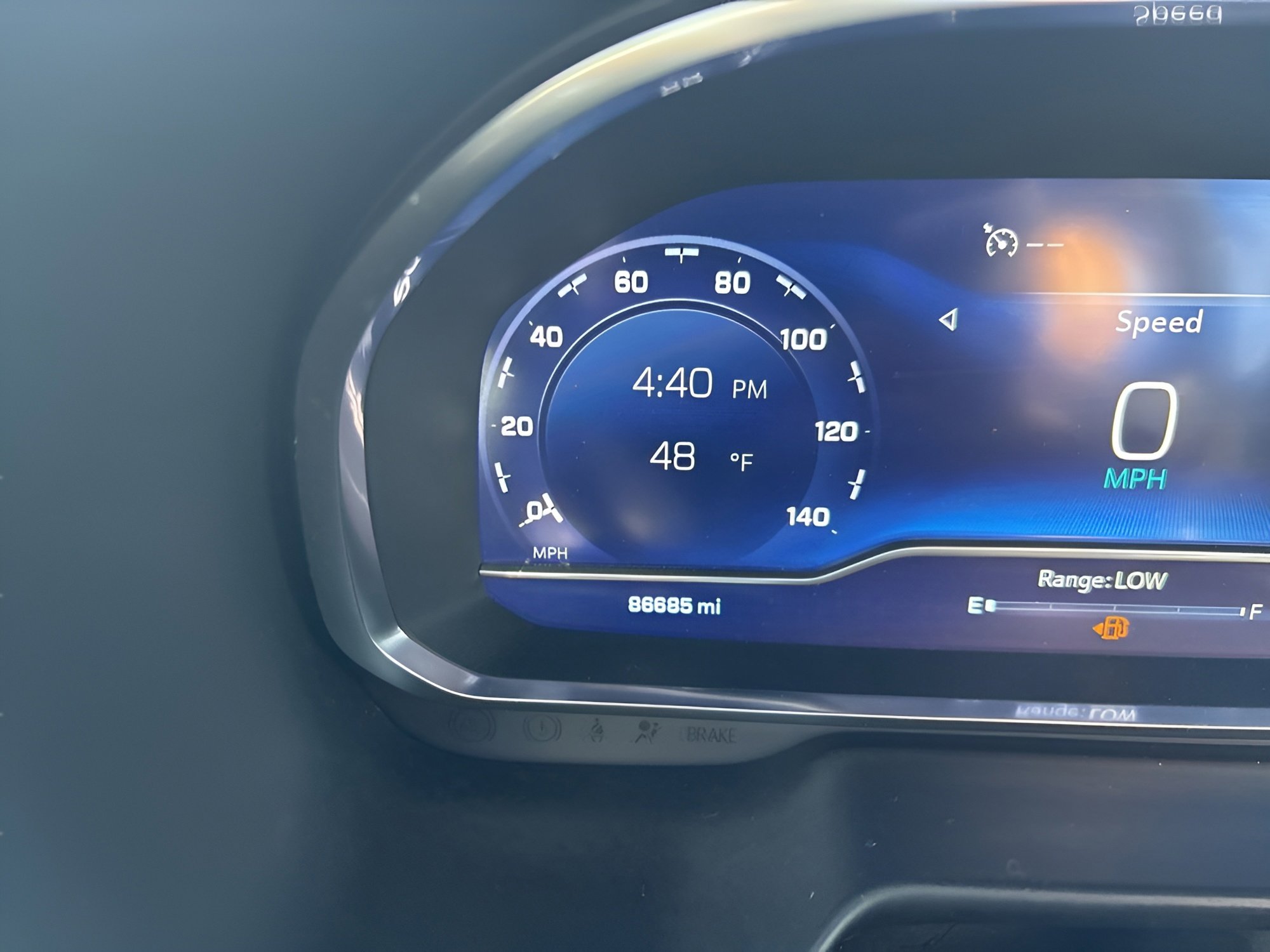 Used 2023 Chevrolet Suburban High Country AWD/4WD image 17