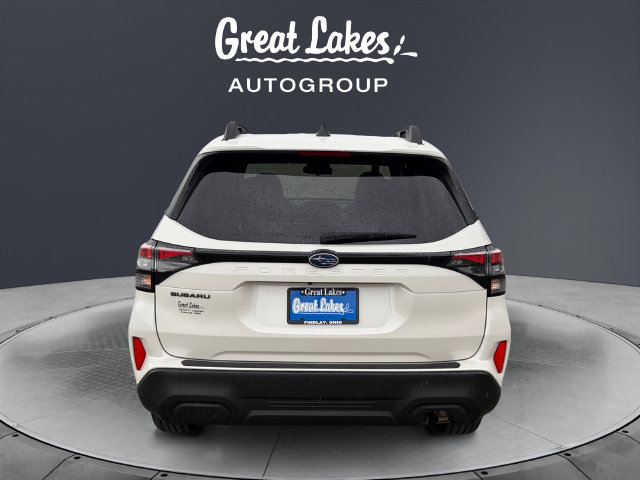 Used 2025 Subaru Forester Premium AWD/4WD image 4