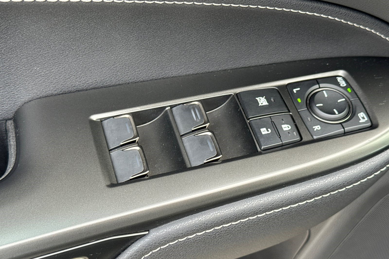 Used 2023 Lexus NX 350 AWD image 13