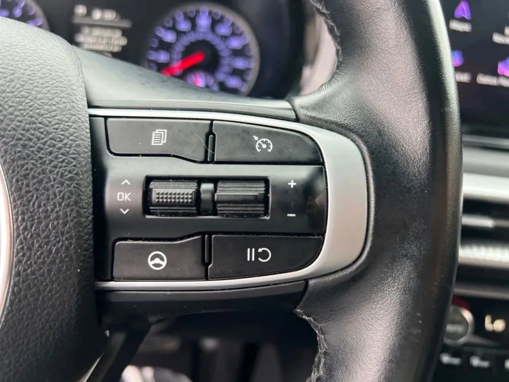 Used 2023 Kia K5 GT-Line image 42