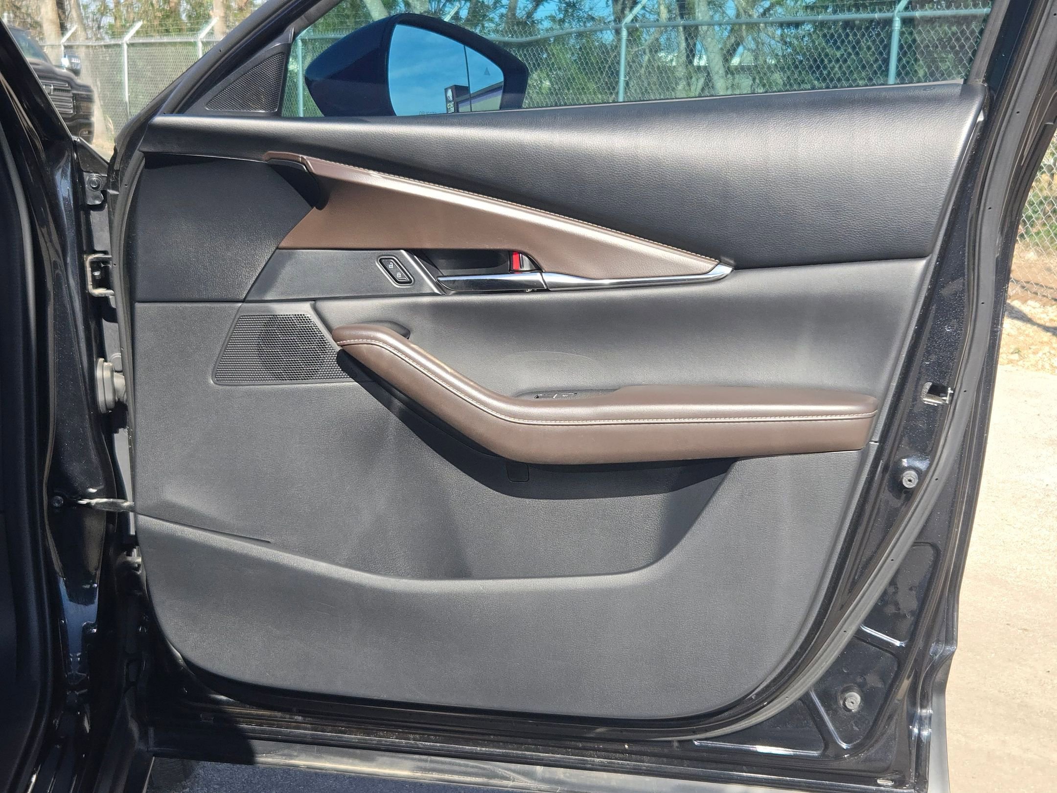 Used 2023 MAZDA CX-30 AWD 2.5 S w/ Premium Package image 30