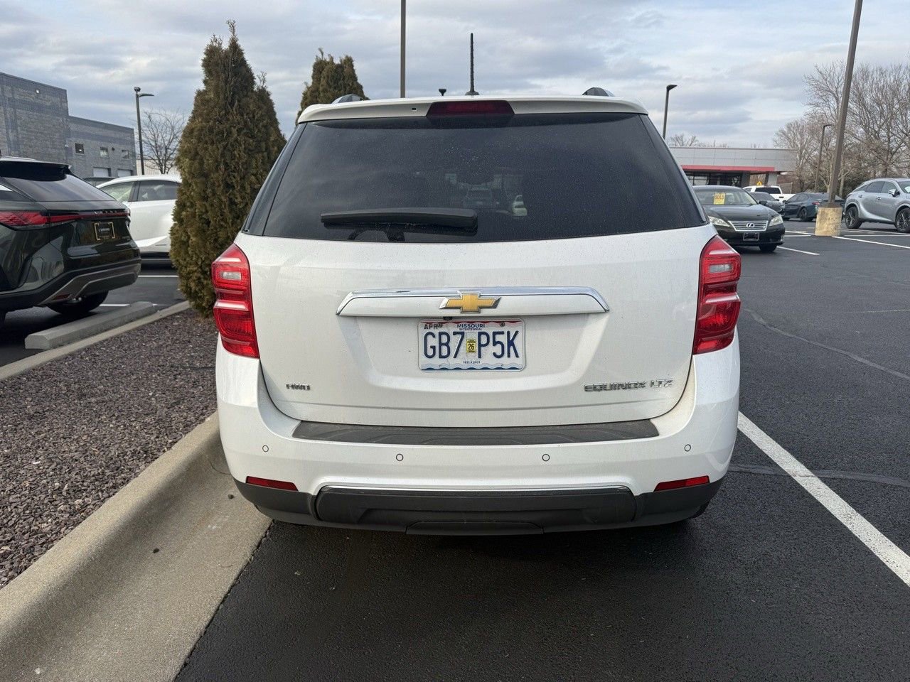 Used 2016 Chevrolet Equinox LTZ w/ Enhanced Convenience Package image 5