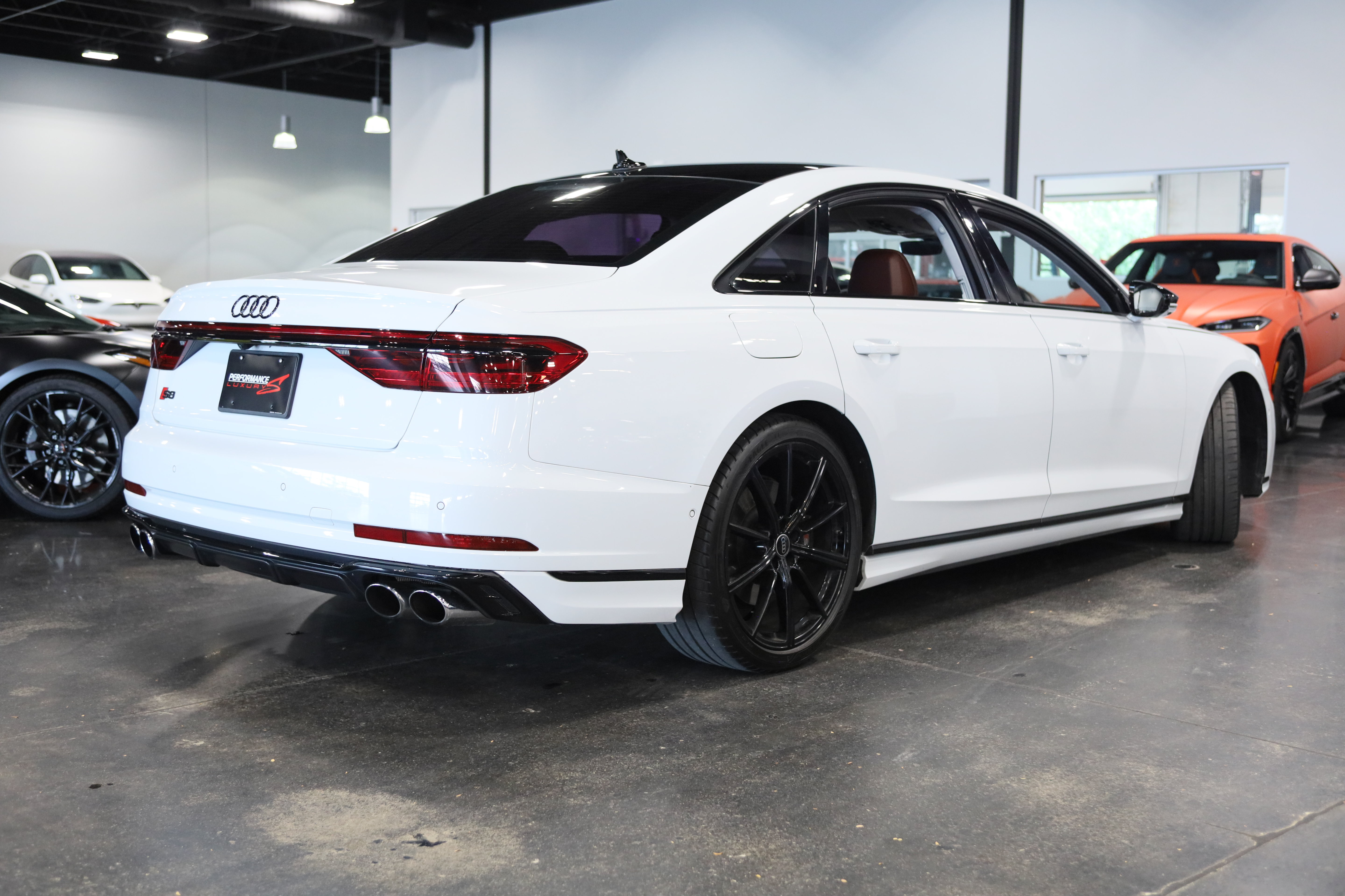 Used 2023 Audi S8 AWD/4WD image 6