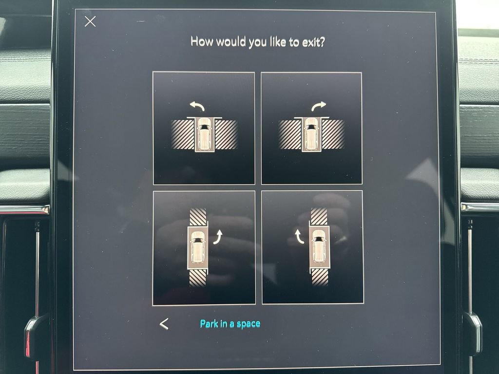 Certified 2025 GMC Yukon Denali image 37