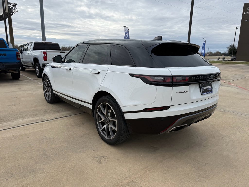Used 2023 Land Rover Range Rover Velar R-Dynamic S image 7