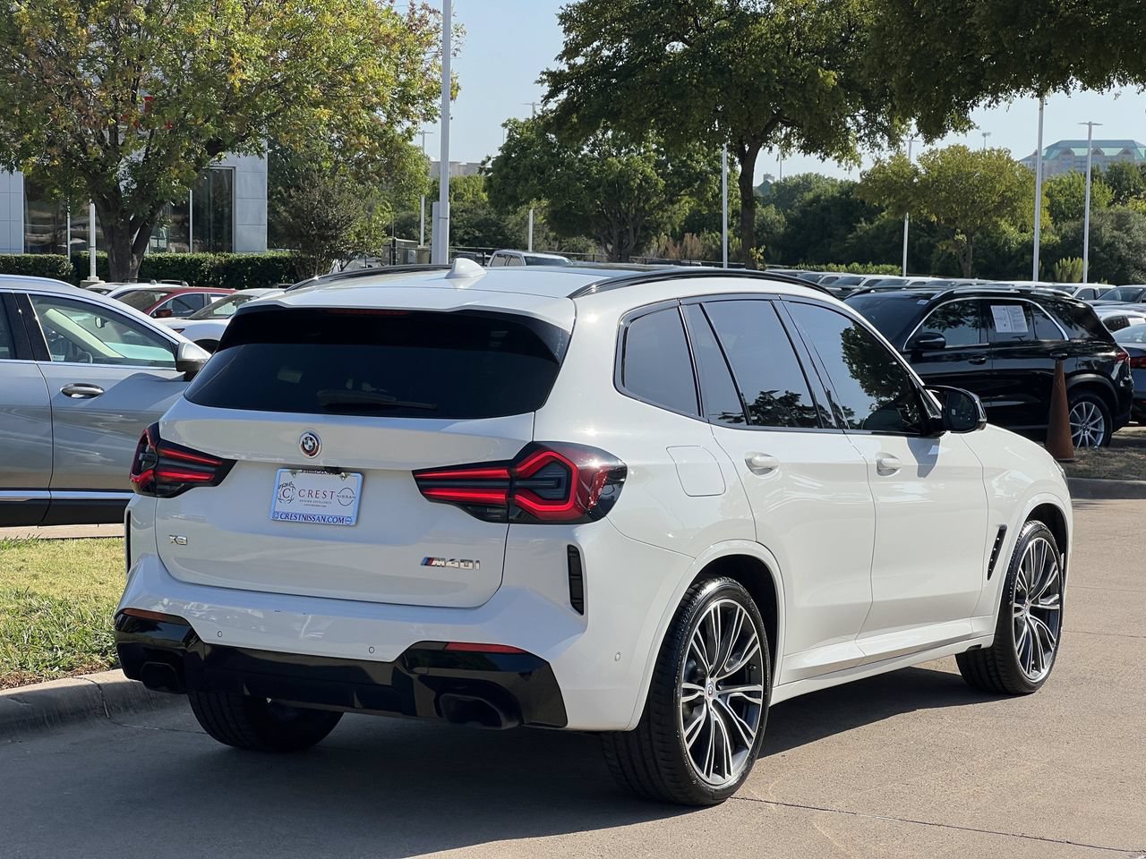 Used 2023 BMW X3 M40i w/ Parking Assistance Package AWD/4WD image 4