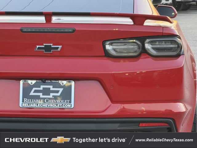 Used 2022 Chevrolet Camaro SS RWD image 8