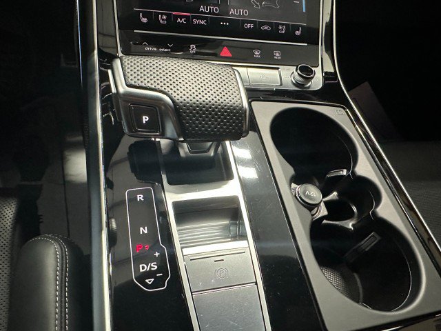 Used 2021 Audi RS Q8 AWD/4WD image 35