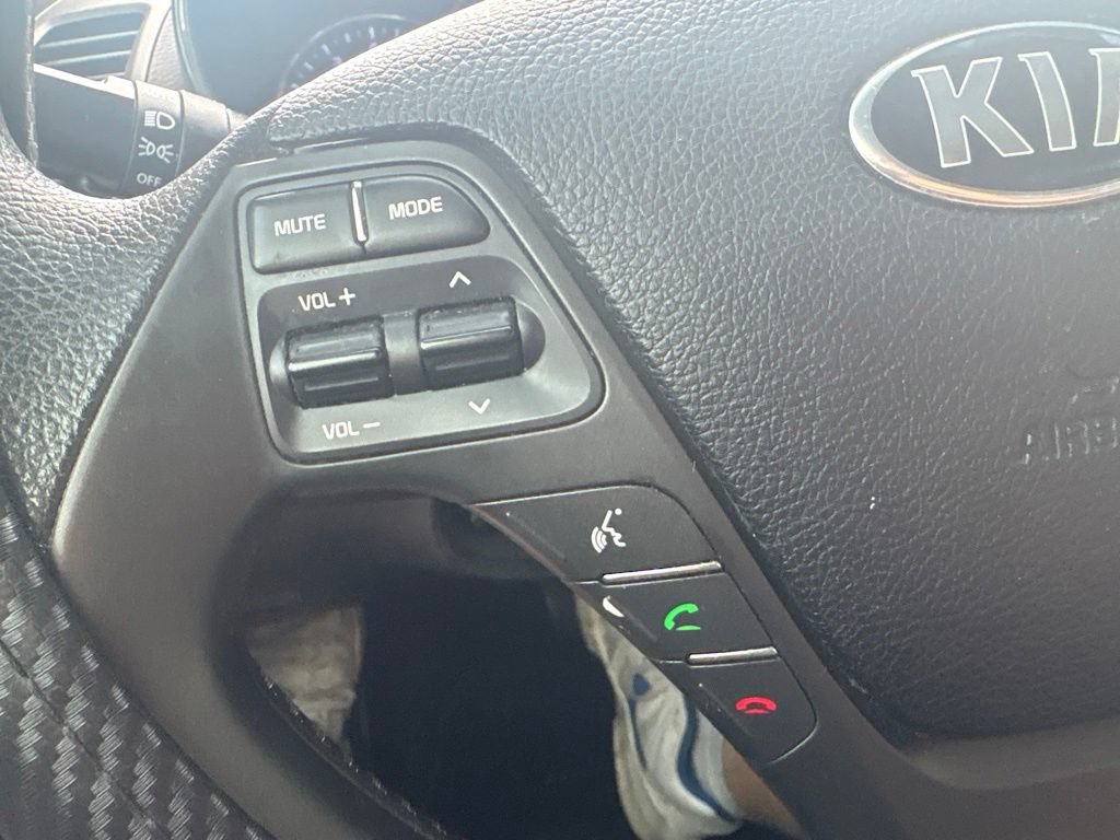 Used 2016 Kia Forte LX FWD image 16