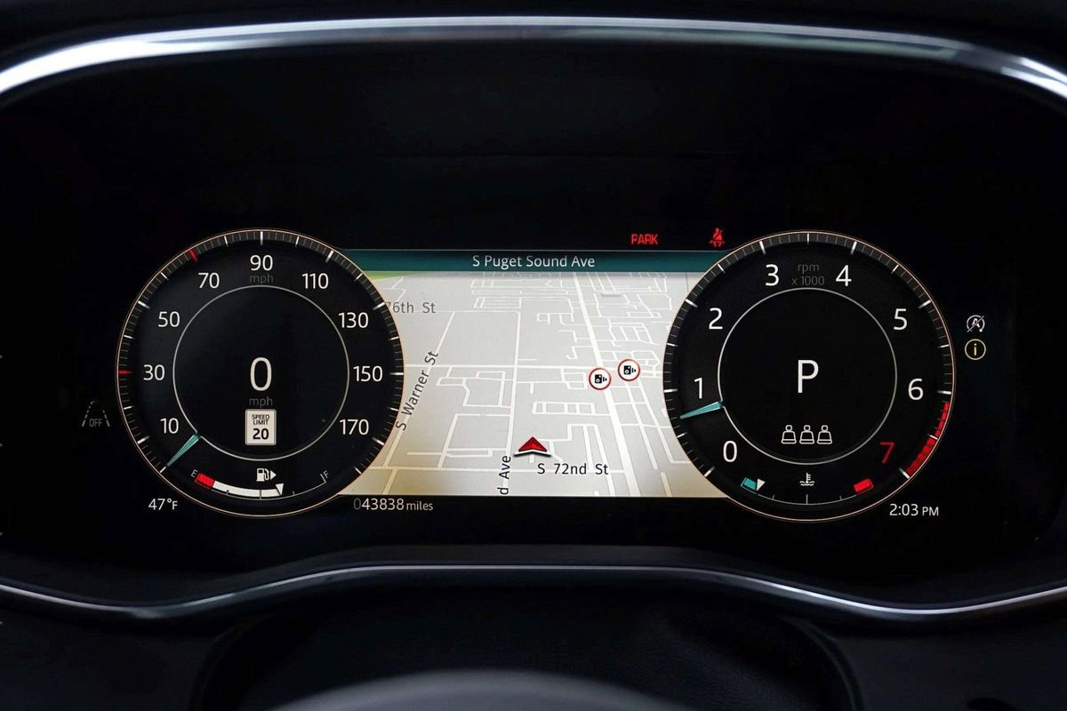 Used 2025 Jaguar F-PACE R-Dynamic S image 25