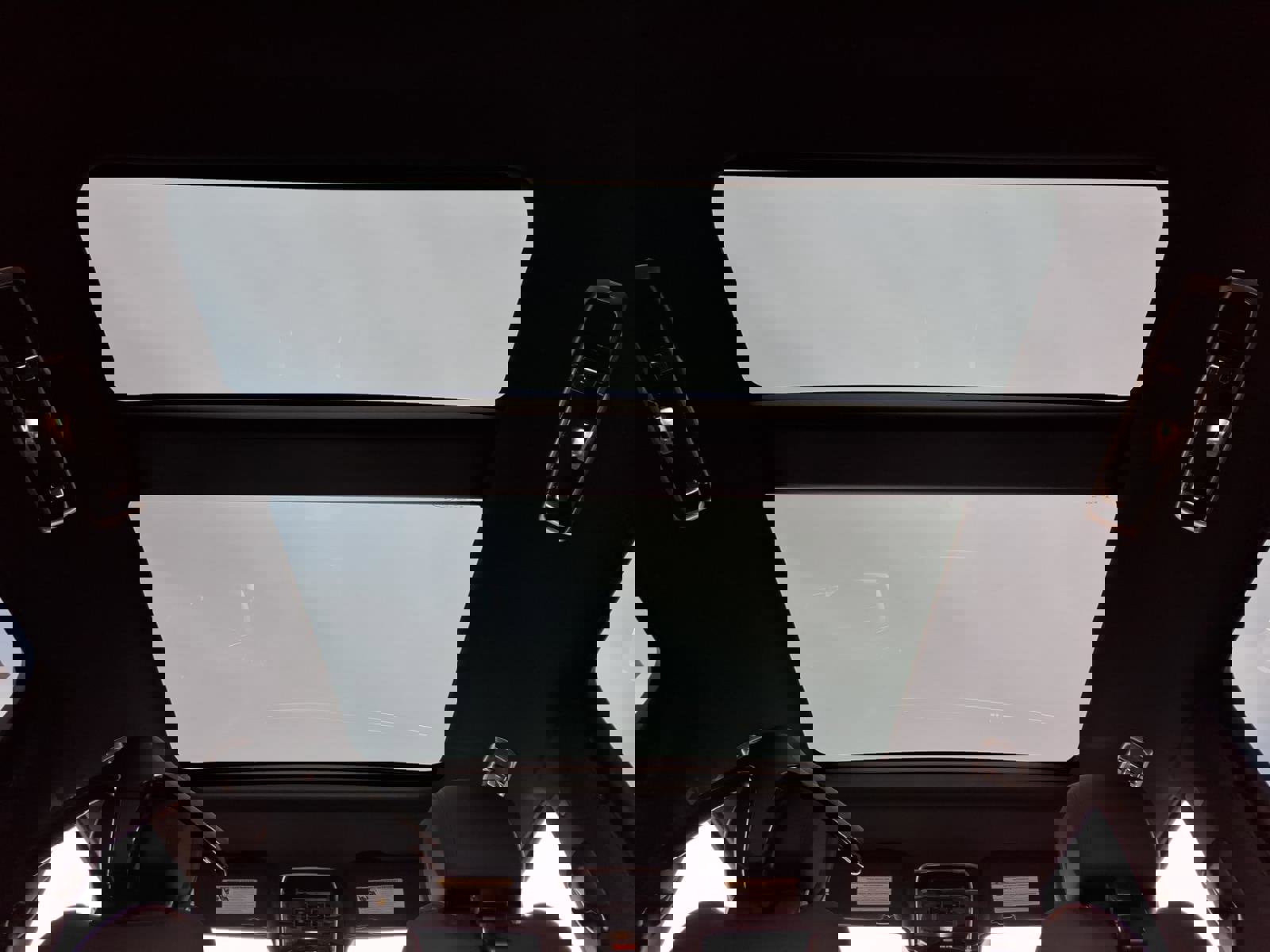 New 2026 Land Rover Range Rover SE image 24