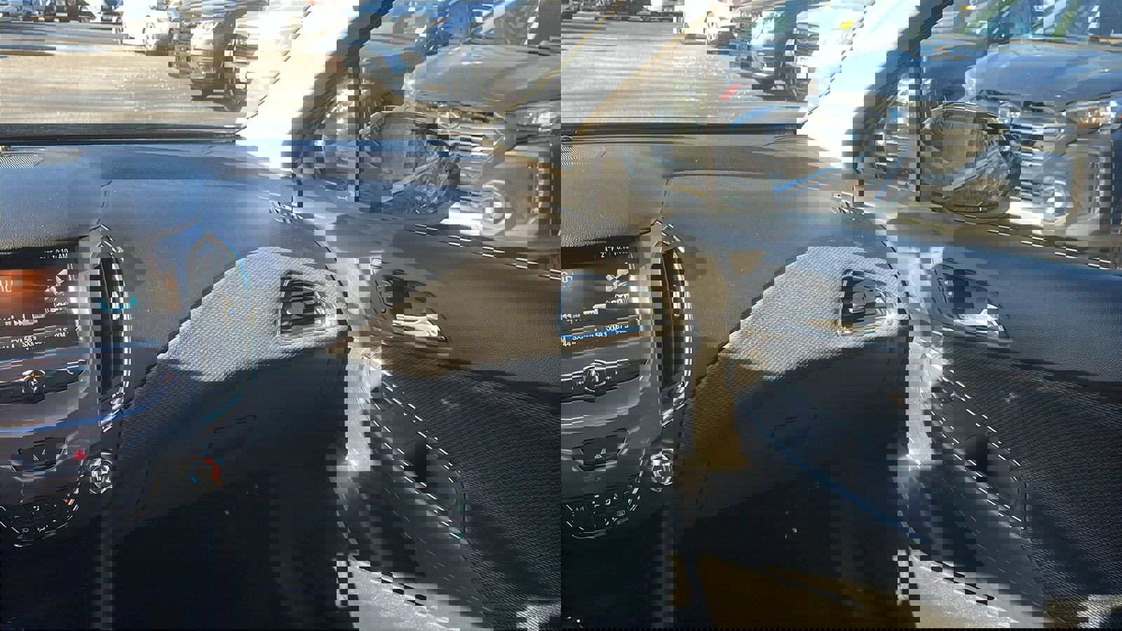 Used 2017 Chevrolet Cruze LT image 24