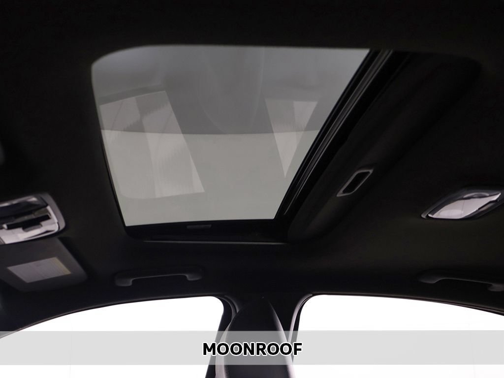 Used 2023 Kia Forte GT-Line w/ GT-Line Premium Package FWD image 4