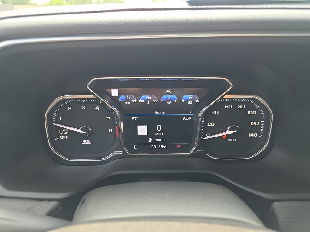 Used 2021 GMC Yukon Denali w/ Denali Premium Package RWD image 43